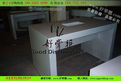 廣東HTC手機柜臺現(xiàn)貨供應(yīng) 打造專屬體驗展示空間